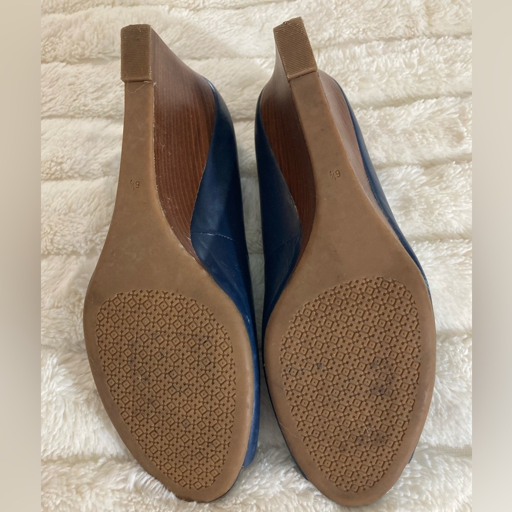 Tory Burch Navy Blue Peep-Toe Heels - Picture 7 of 7